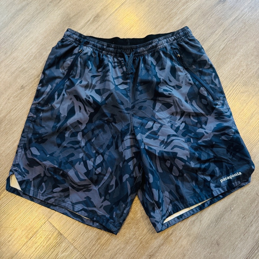 Patagonia Worn Wear Nine Trails Athletic Shorts Grey Camo Mens Medium 8 inch